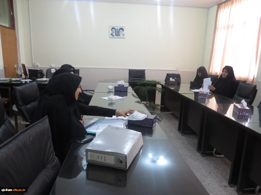 جلسه کارگروه تعاملات علمی در حوزه کارورزی