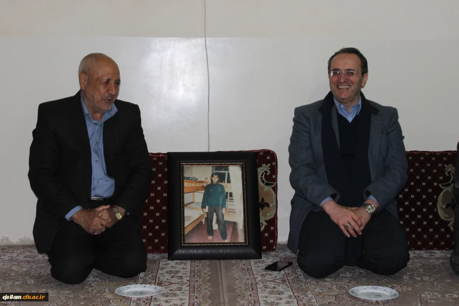 دیدار آقای دکتر مهرمحمدی با خانواده معظم شهید دانشجو-معلم علی شیروانیان