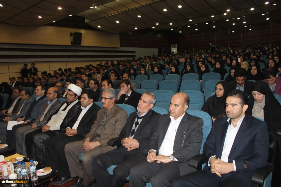 مراسم روز دانشجو با حضور سرپرست دانشگاه فرهنگیان آقای دکتر مهرمحمدی