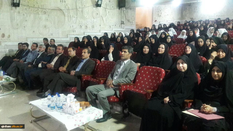 برگزاری مراسم بزرگداشت مقام شامخ استاد و هفته آموزش در پردیس امام جعفر صادق(ع)