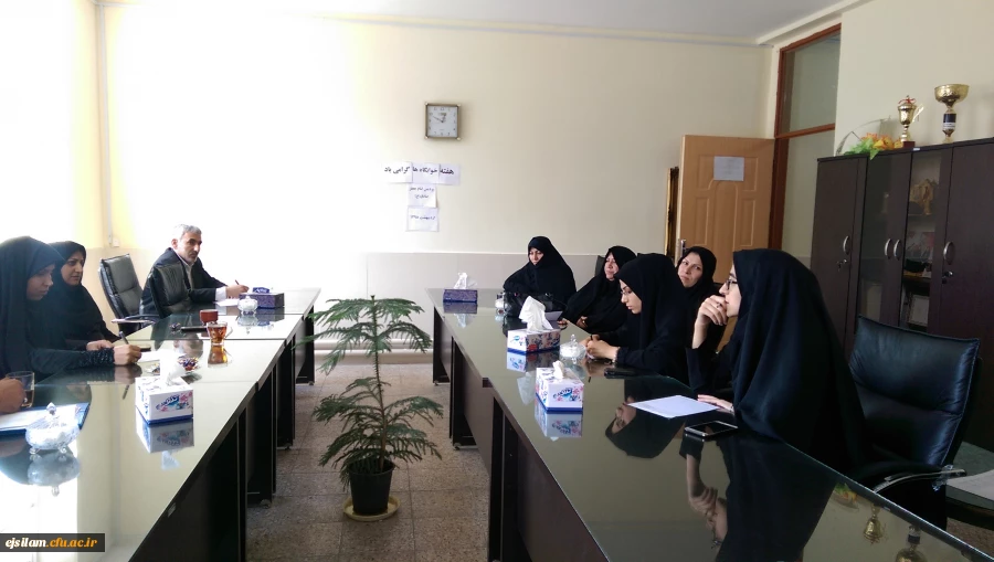 برگزاری جلسه به مناسبت هفته خوابگاه ها