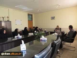 جلسه حلقه صالحین بسیج اساتید در پردیس امام جعفر صادق(ع)