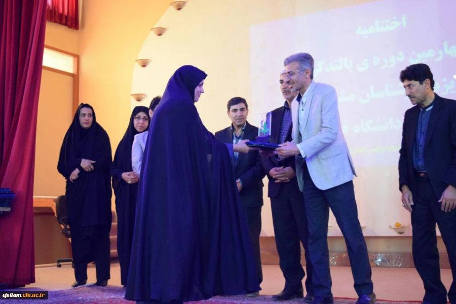 انتخاب شایسته خانم فاطمه فرامرزی مشاور محترم مرکز مشاوره پردیس امام جعفر صادق(ع)،
به عنوان مشاور برتر کشوری