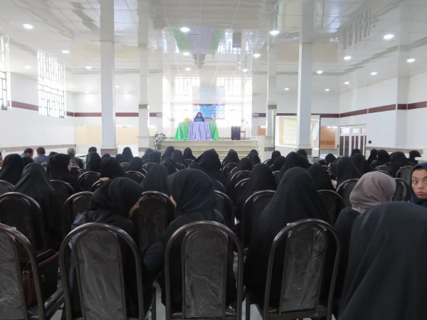 برگزاری نشست هم اندیشی و بررسی تحلیل وضعیت آموزشی در پردیس امام جعفر صادق(ع)