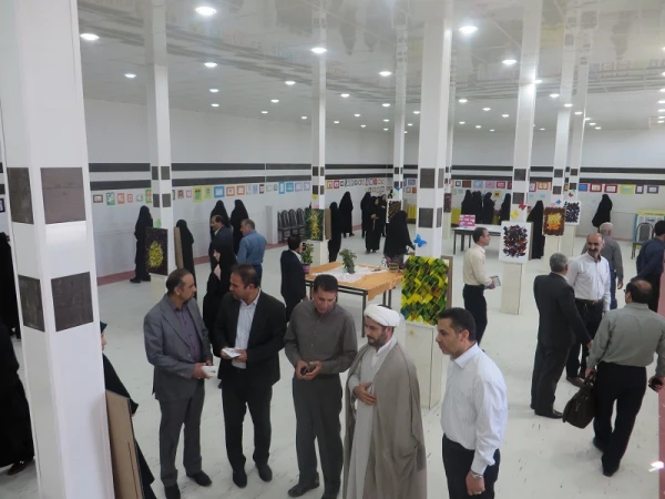 نمایشگاه دستاوردهای علمی و پژوهشی اساتید و دانشجویان پردیس امام جعفر صادق(ع)