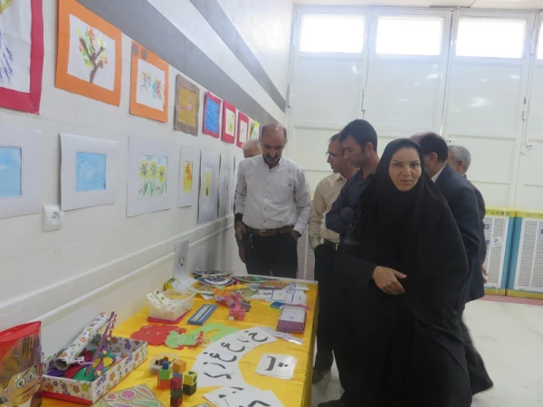 نمایشگاه دستاوردهای علمی و پژوهشی اساتید و دانشجویان پردیس امام جعفر صادق(ع)