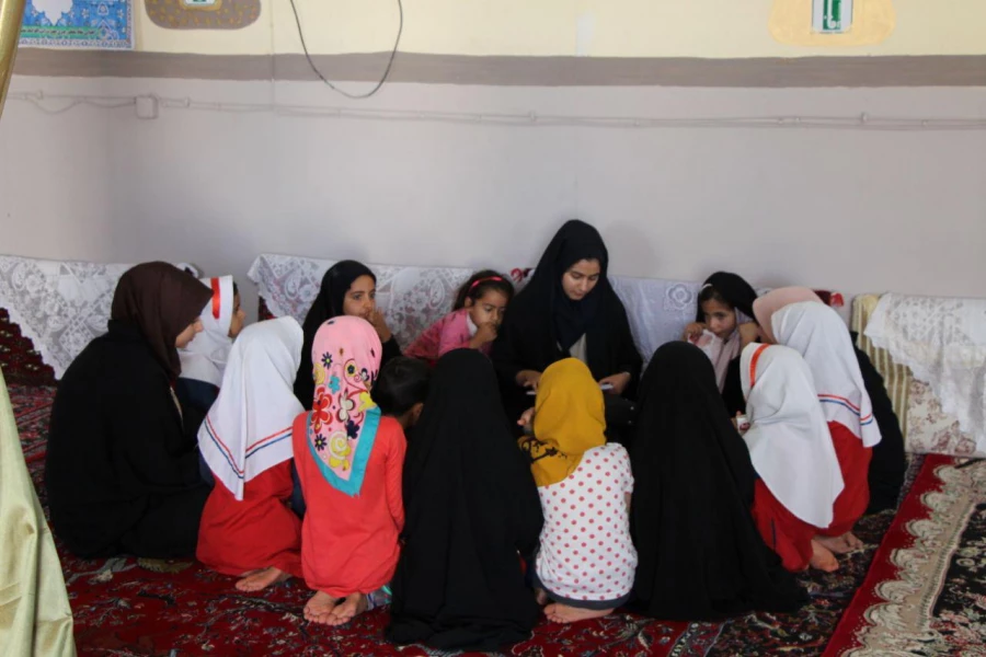 برگزاری کلاس های فرهنگی توسط گروه جهادی شهیده ربابه کمالی (پایگاه  بسیج دانشجویی دانشگاه فرهنگیان استان ایلام پردیس امام جعفر صادق(ع) ) در روستای شیرآوند  در هلیلان