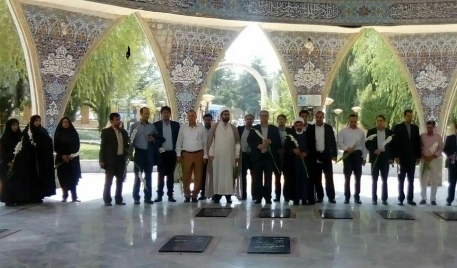 شرکت اساتید دانشگاه فرهنگیان استان ایلام  همراه با اساتید دانشگاه آزاد در کارگاه های آموزشی فرهنگی ضیافت اندیشه با همت سرپرست محترم امور پردیس های استان و نماینده محترم نهاد رهبری در دانشگاه فرهنگیان ایلام