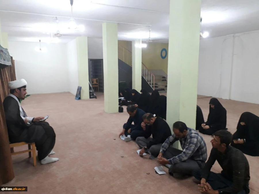 برگزاری مراسم عزاداری سرور و سالار شهیدان همراه با دعای زیارت عاشورا در پردیس امام جعفر صادق(ع)