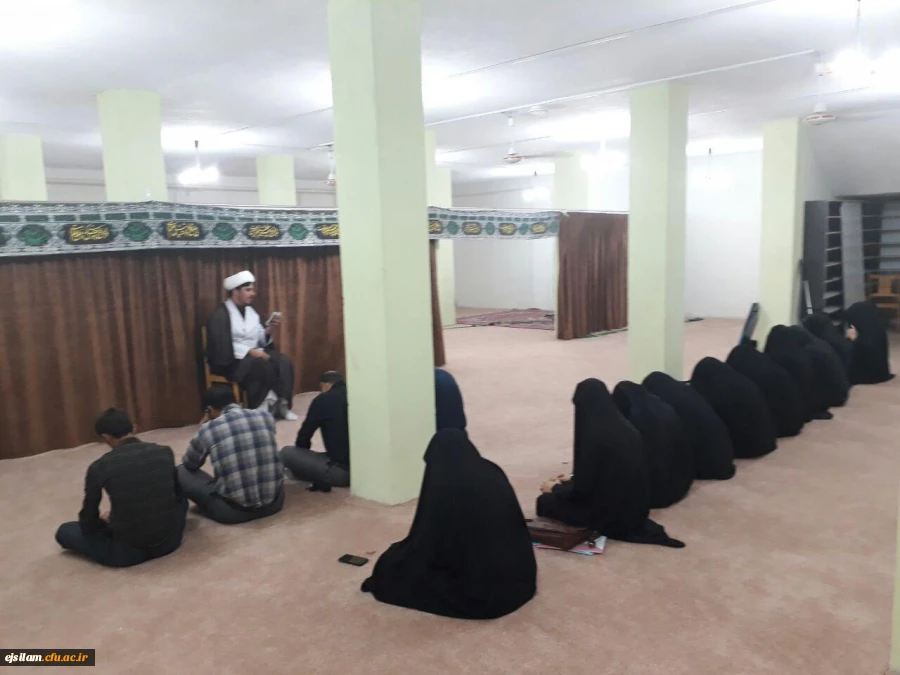 برگزاری مراسم عزاداری سرور و سالار شهیدان همراه با دعای زیارت عاشورا در پردیس امام جعفر صادق(ع)