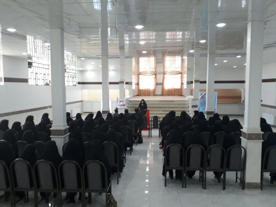 برگزاری جلسه توجیهی دانشجو معلمان جدیدالورود توسط مسئولین پردیس امام جعفر صادق( ع):