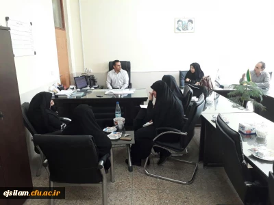 برگزاری جلسه توجیهی در خصوص ارزشیابی سالانه با حضور کارشناس مسئول ارزیابی مدیریت امور پردیس های استانی دانشگاه فرهنگیان استان ایلام در پردیس امام جعفر صادق( ع)