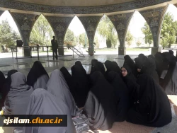 برگزاری مراسم معنوی زیارت عاشورا همراه با غبار روبی مزار شهدای گمنام