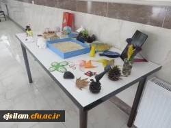 نمایشگاه دست سازه های دانشجو معلمان