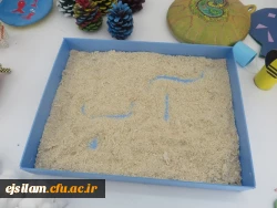 نمایشگاه دست سازه های دانشجو معلمان