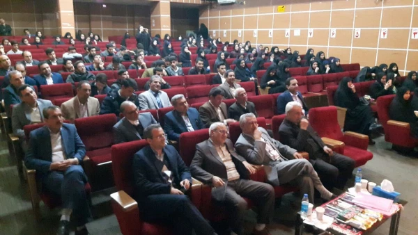 آیین نکوداشت یکصد سال تربیت معلم در ایران و نیم قرن تجربه و پویایی تربیت معلم در ایلام و تجلیل از پژوهشگران برتر دانشگاه