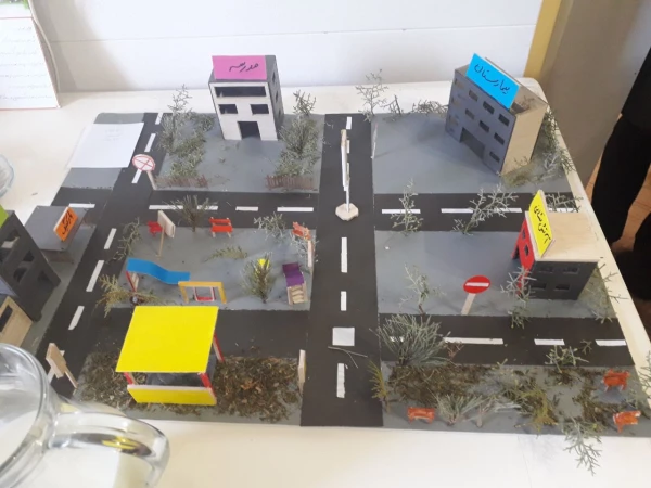 برگزاری نمایشگاه دست سازه های آموزشی