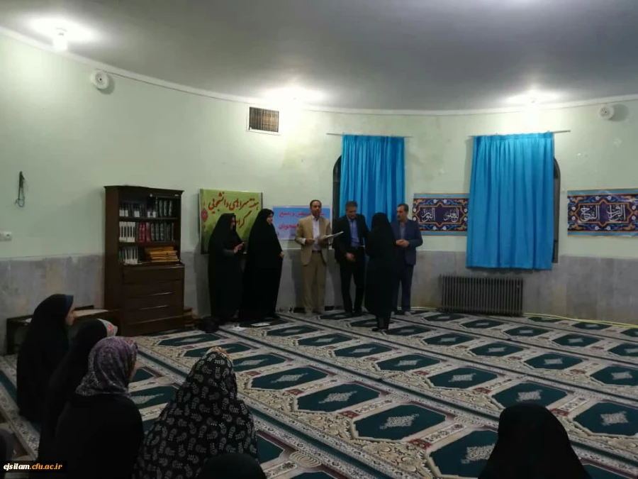 جلسه پرسش و پاسخ دانشجویان با مسئولین دانشگاه