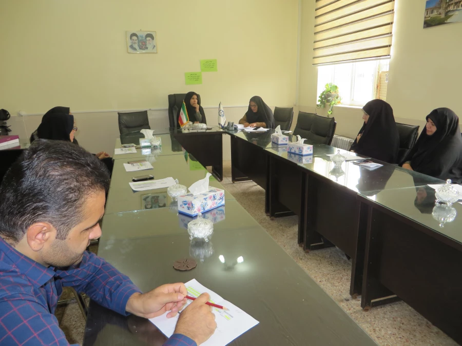 جلسه توجیهی عوامل اجرایی آزمون پایانی نیمسال دوم تحصیلی 1398-1397 برگزار شد.