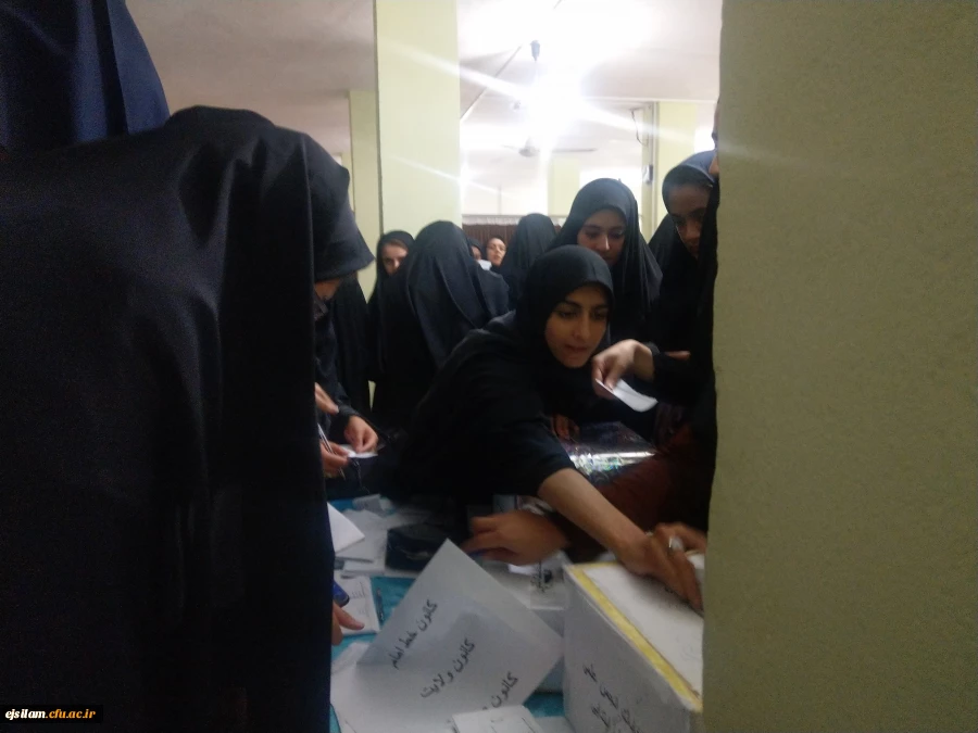 در پردیس امام جعفر صادق(ع) برگزار شد:
انتخابات کانون های فرهنگی، هنری و دینی