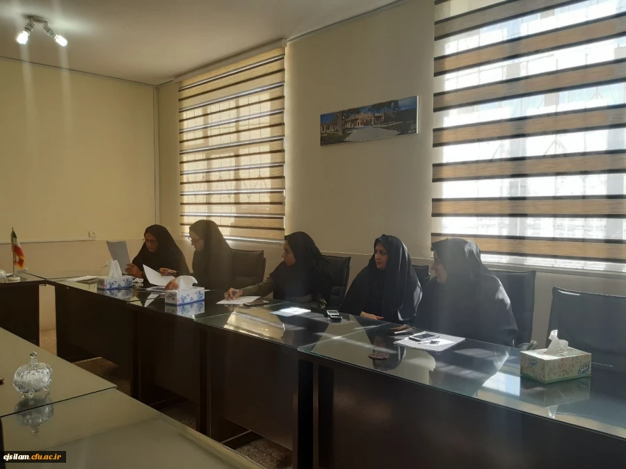 دومین جلسه شورای پردیس در سال تحصیلی 99-1398 برگزار شد