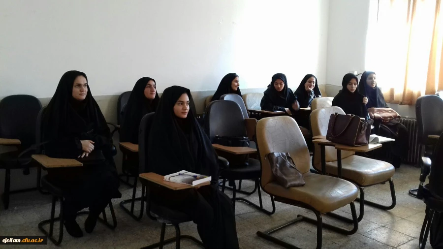 کارگاه مقاله نویسی و آشنایی با پایگاه های اطلاعاتی و شیوه های جستجو در پردیس امام جعفر صادق (ع) برگزار شد