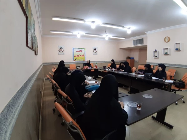 برگزاری کارگاه های تخصصی قصه گویی همزمان با آغاز بیست و هفتمین دوره هفته کتاب