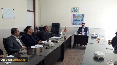 جلسه شورای پردیس همزمان با آغاز نیم سال دوم سال تحصیلی 1399-1398 برگزار شد