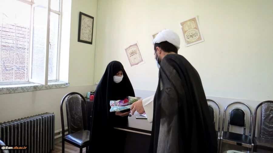 تقدیر از بانوان دانشگاه به مناسبت روز زن 