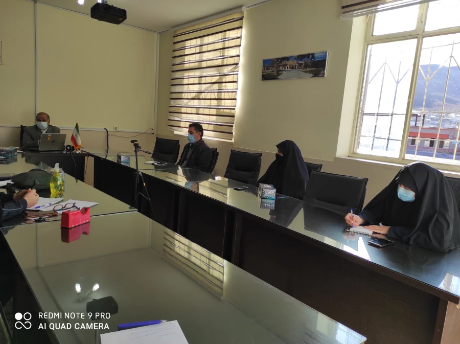 دومین جلسه شورای پردیس در نیمسال دوم سال تحصیلی 1400-1399 برگزار شد
