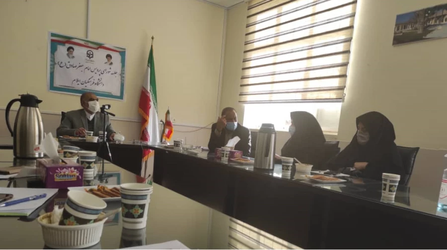 جلسه هم اندیشی بانوان پردیس خواهران با موضوع بررسی مشکلات زنان شاغل برگزار شد 