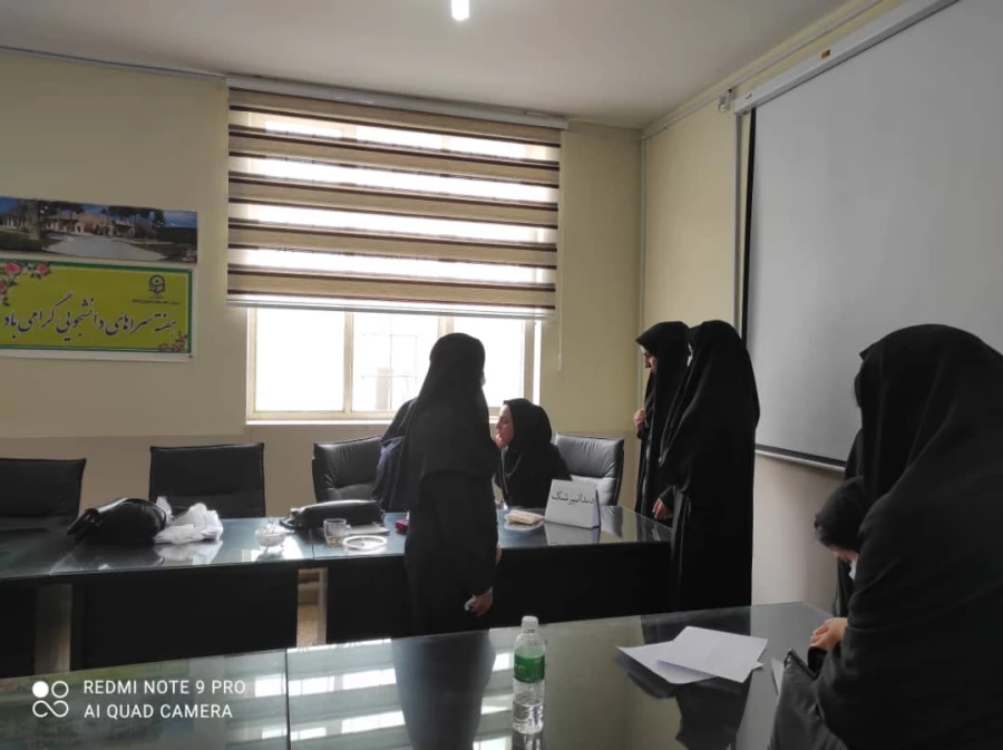 استقرار ایستگاه سلامت به مناسبت هفته سراهای دانشجویی در پردیس امام جعفرصادق(ع) 2