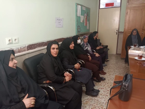 بازدید از مدارس مجری طرح کارورزی
 2