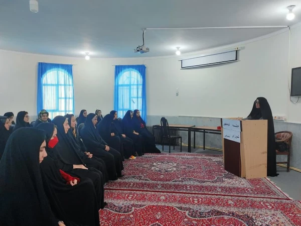 برگزاری جلسه توجیهی آشنایی دانشجویان پردیس امام جعفرصادق(ع) دانشگاه فرهنگیان با شیوه نامه شورای انضباطی  2