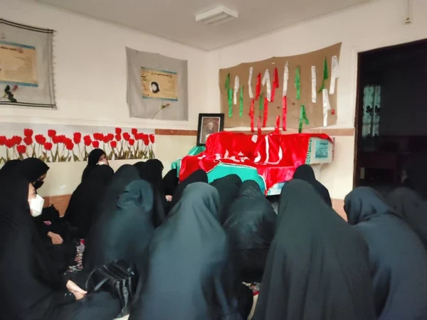 برگزاری مراسم وحدت حوزه و دانشگاه و استقبال از پیکر شهدای گمنام 5