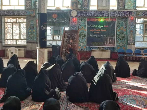 برگزاری مراسم شهادت حضرت زهرا (س)  با حضور اساتید و کارکنان و دانشجویان پردیس امام جعفر صادق (ع)در حسینیه موسوی شهر ایلام  2