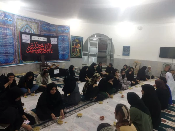  برگزاری مراسم افطار و محفل انس با قرآن در سرای دانشجویی پردیس امام جعفر صادق 4