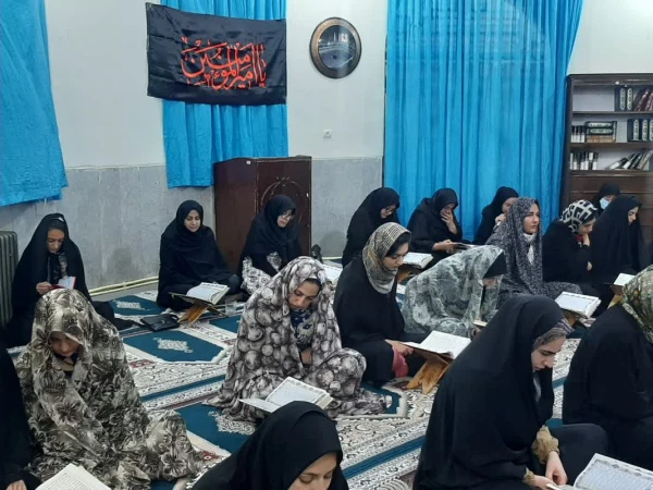  برگزاری مراسم افطار و محفل انس با قرآن در سرای دانشجویی پردیس امام جعفر صادق 5