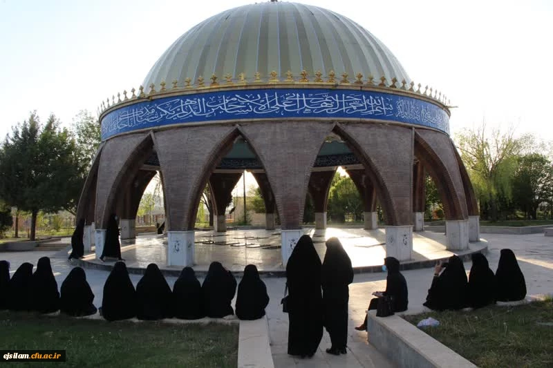  اجرای برنامه میثاق با شهدا در ماه مبارک رمضان و اقامه نماز جماعت و افطاری در جوار شهدای گمنام  2