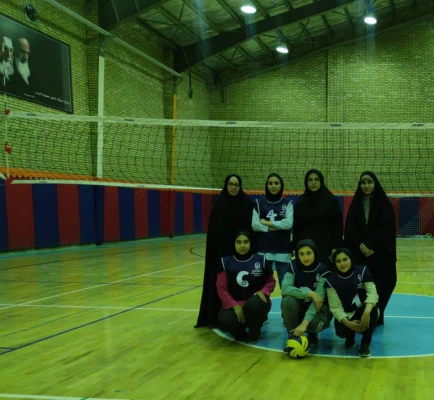 شرکت در مسابقات ورزشی دانشگاه ها و مؤسسات آموزش عالی استان ایلام و کسب عنوان قهرمانی رشته والیبال و شطرنج توسط دانشجویان پردیس امام جعفرصادق(ع)  2