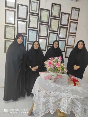 دیدار سرپرست پردیس امام جعفر صادق (ع) و جمعی از کارکنان با پیشکسوت حوزه تعلیم و تربیت و رییس مرکز تربیت معلم حضرت رقیه (س) ایلام 2