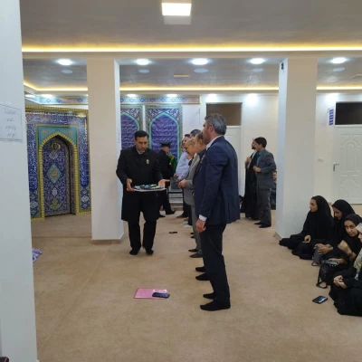 حضور خادمین رضوی همراه با پرچم سبز و متبرک امام رضا (ع) و برپایی جشن میلاد امام رضا (ع) در پردیس امام جعفر صادق(ع) 2