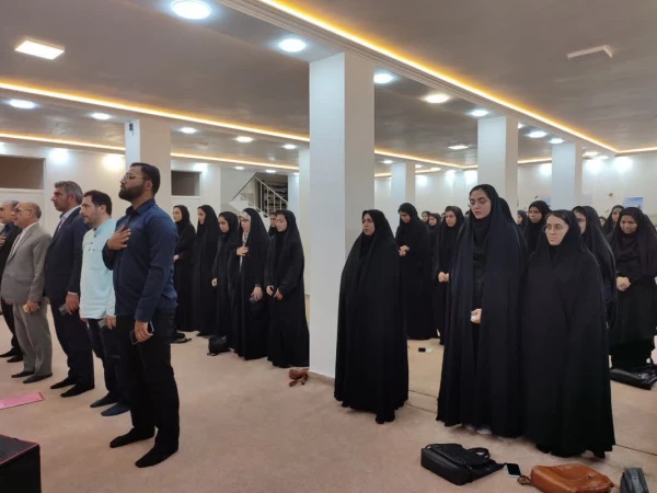 حضور خادمین رضوی همراه با پرچم سبز و متبرک امام رضا (ع) و برپایی جشن میلاد امام رضا (ع) در پردیس امام جعفر صادق(ع) 2