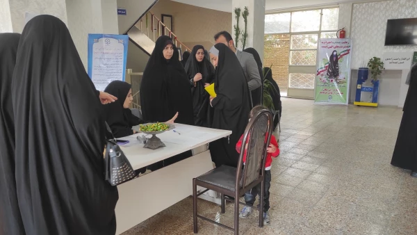 آغاز ثبت نام حضوری نو دانشجو معلمان پردیس امام جعفر صادق (ع) خواهران ایلام درسال 1402 2