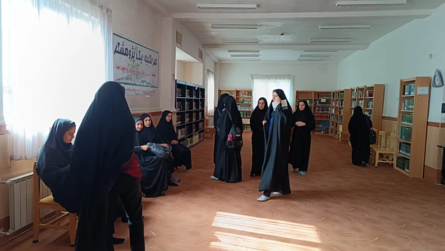 بازدید از کتابخانه حوزه علمیه فاطمه زهرای اطهر (س) ایلام  2