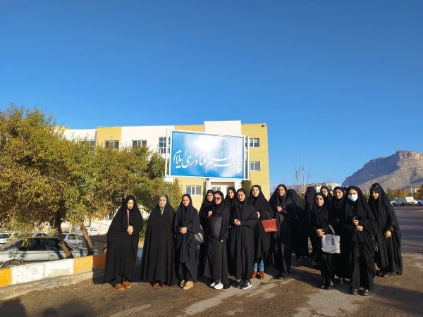 بازدید جمعی از دانشجومعلمان پردیس امام جعفر صادق (ع) از پارک علم و فناوری ایلام  2