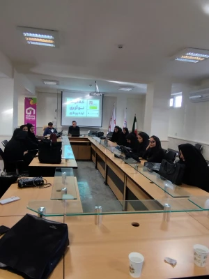 بازدید جمعی از دانشجومعلمان پردیس امام جعفر صادق (ع) از پارک علم و فناوری ایلام  2