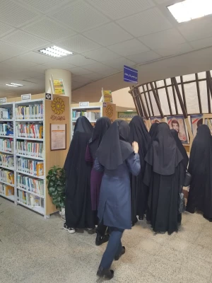 بازدید دانشجومعلمان پردیس امام جعفر صادق (ع) از کتابخانه عمومی شهر ایلام 2