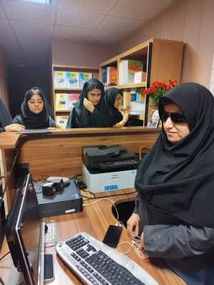 بازدید دانشجومعلمان پردیس امام جعفر صادق (ع) از کتابخانه عمومی شهر ایلام 2