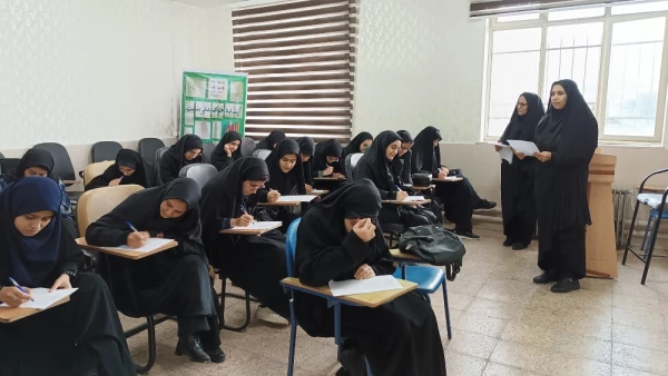 برگزاری مسابقه کتاب خوانی در پردیس امام جعفر صادق (ع) 2